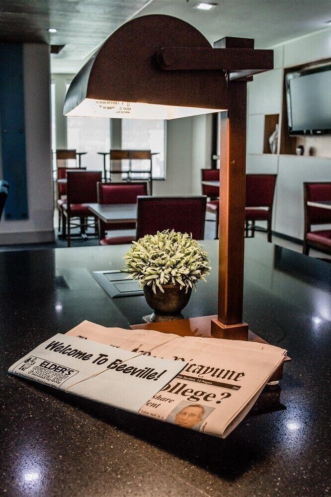 Holiday Inn Express And Suites Beeville By Ihg Екстериор снимка