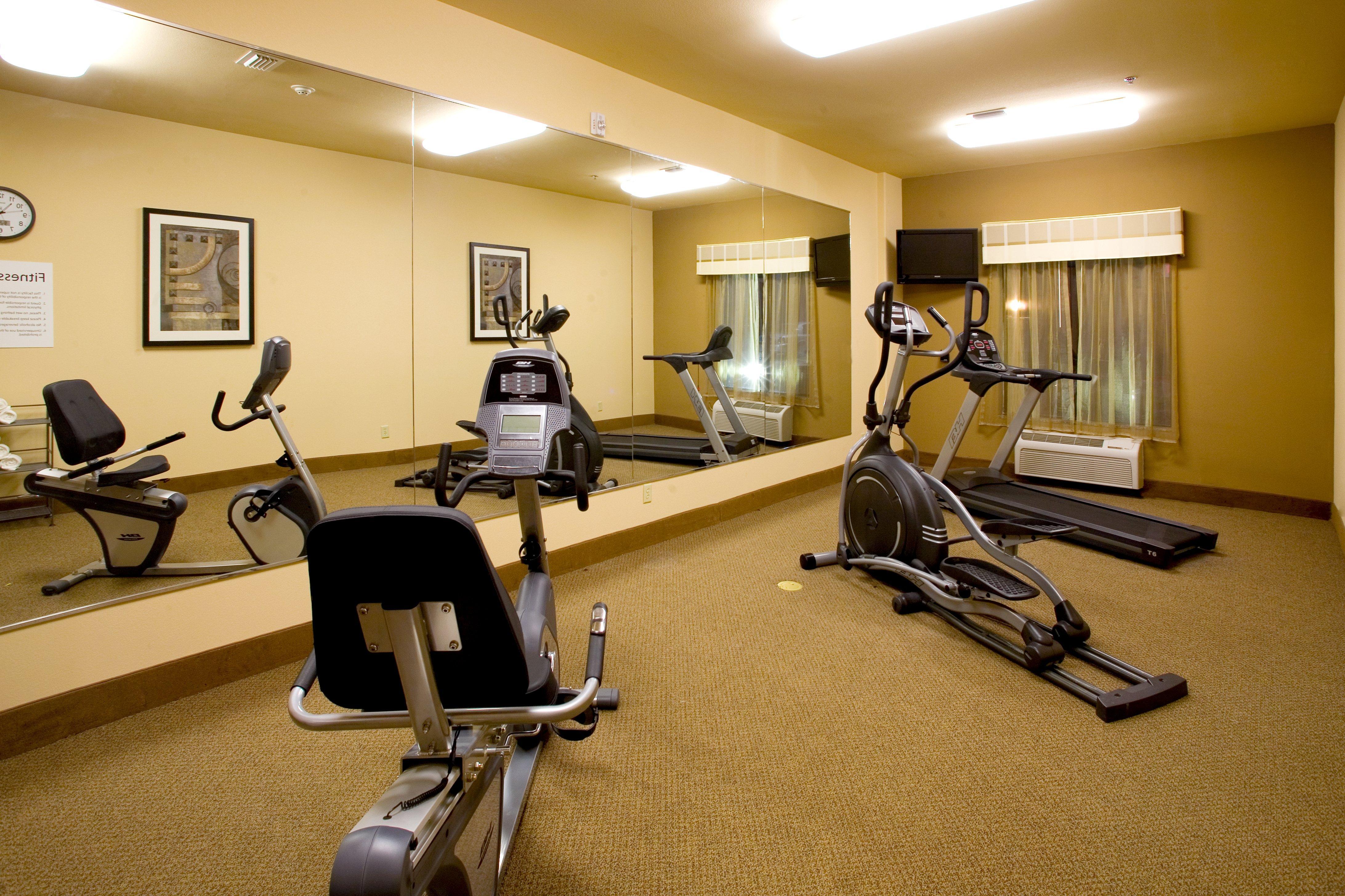 Holiday Inn Express And Suites Beeville By Ihg Екстериор снимка
