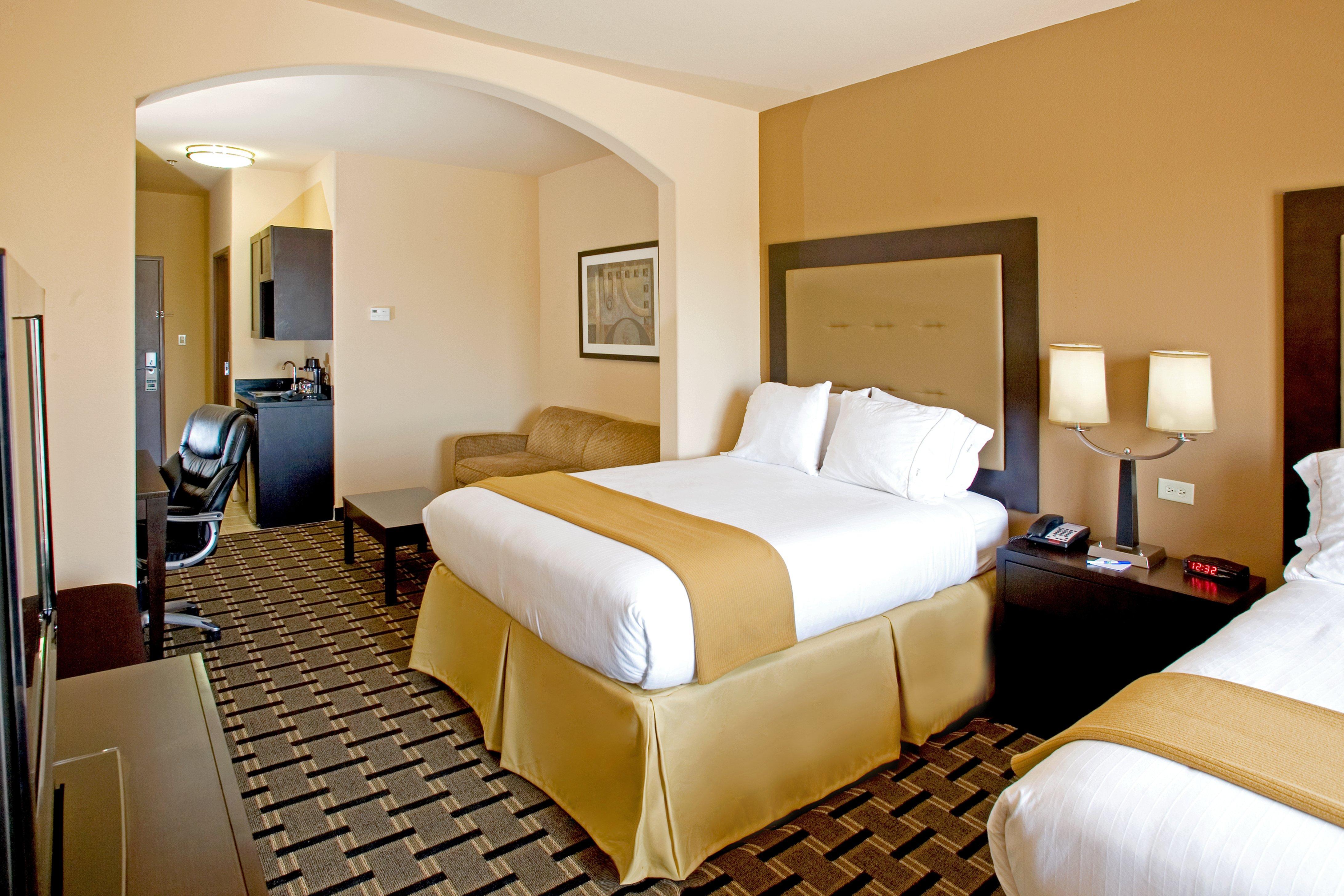 Holiday Inn Express And Suites Beeville By Ihg Екстериор снимка